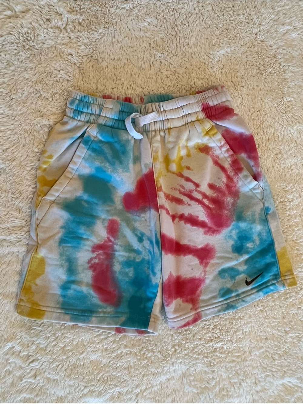 Nike Boys Tie-Dye Shorts in Blue, Red & Yellow Sz Small